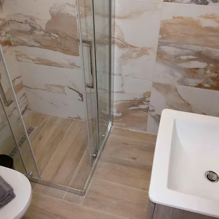 Skg Comfort Tessalónica