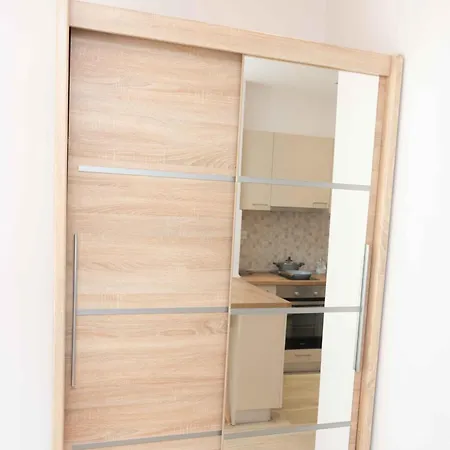 Skg Comfort Apartamento Tessalónica